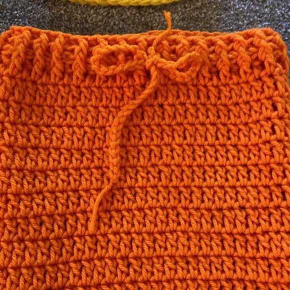 Newborn Candy Corn crochet knitted outfit costume snuggle pictures Baby clothes - Picture 4 of 12